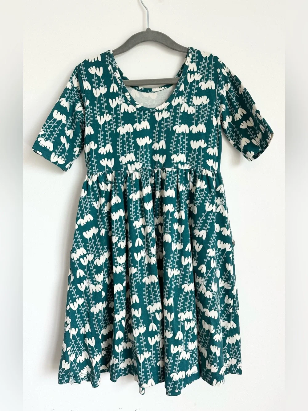 HANNA ANDERSSON Girls Teal Floral Print Cotton Dress with Pockets Size 6-7Y